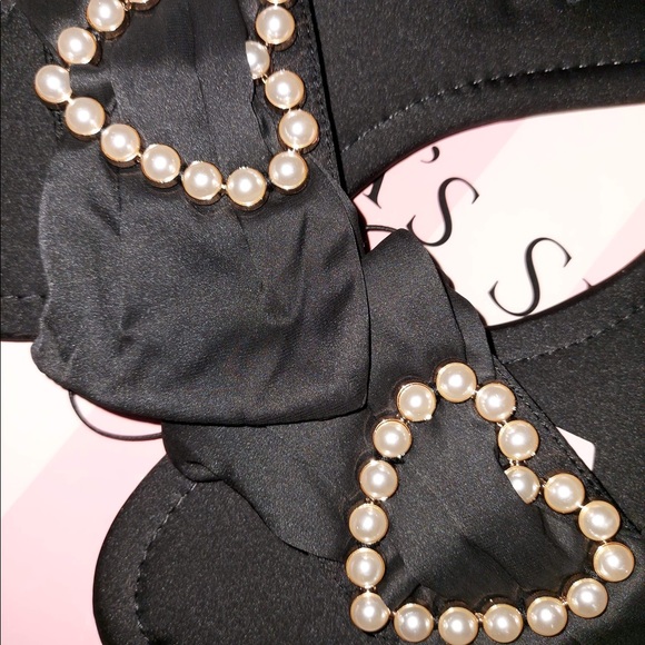 Victoria secret Slide size Medium NWT - Picture 4 of 7